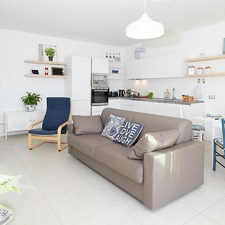Apartment Brezza Di Lago - Regarda Travel Lazise Dış mekan fotoğraf