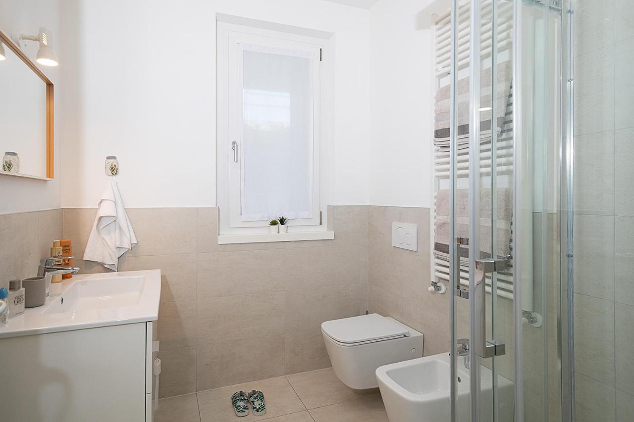 Apartment Brezza Di Lago - Regarda Travel Lazise Dış mekan fotoğraf