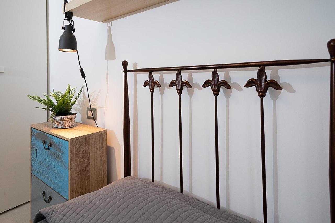 Apartment Brezza Di Lago - Regarda Travel Lazise Dış mekan fotoğraf