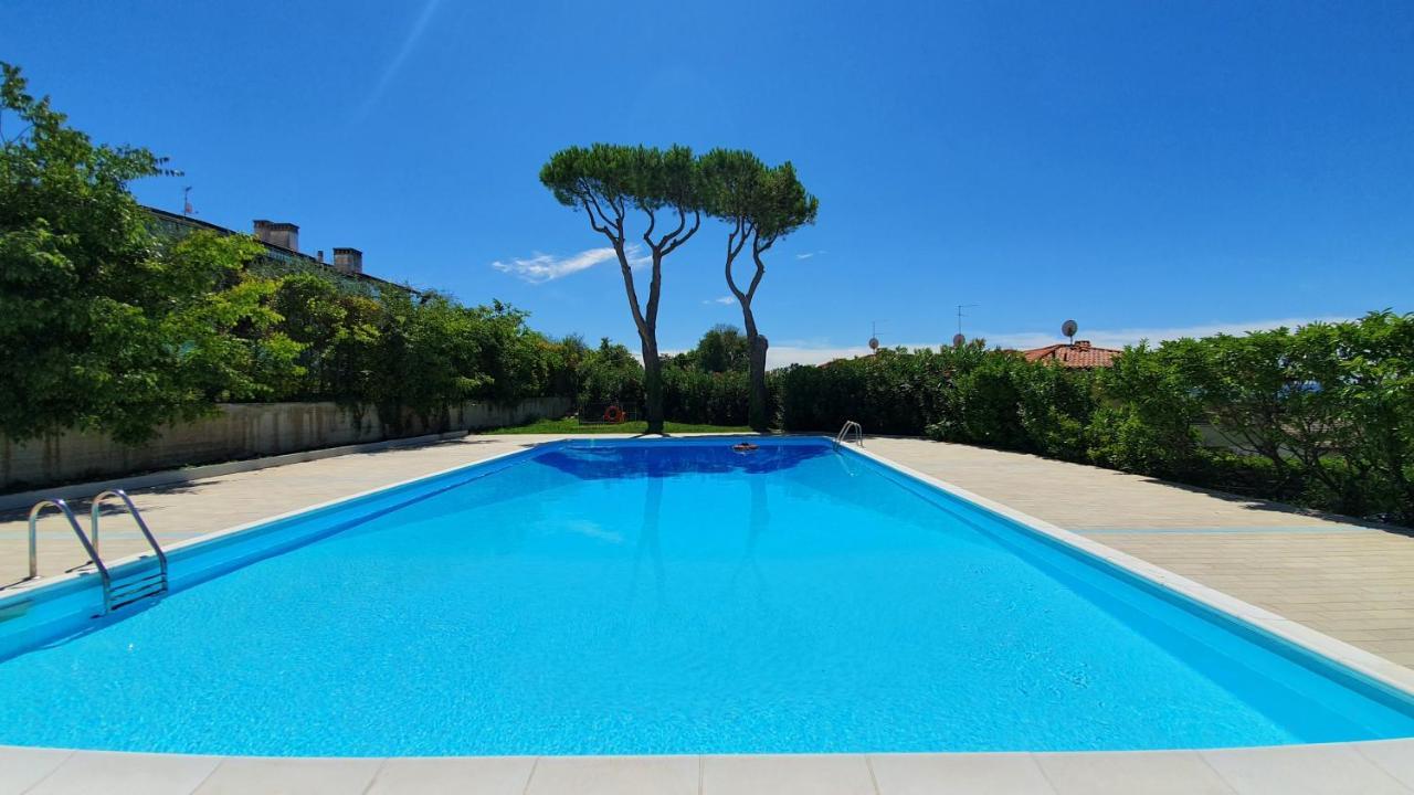 Apartment Brezza Di Lago - Regarda Travel Lazise Dış mekan fotoğraf